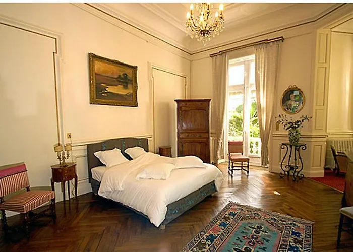 Chateau Bouvet Ladubay * سوموور